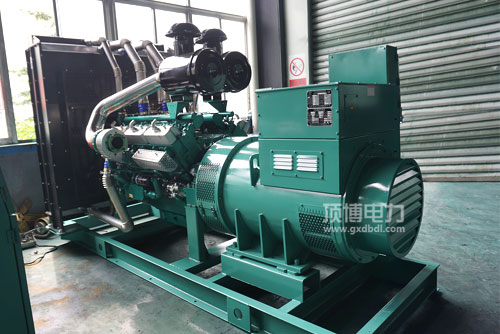 機(jī)油過多有哪幾種損害，應(yīng)加多少柴油發(fā)電機(jī)機(jī)油適宜？