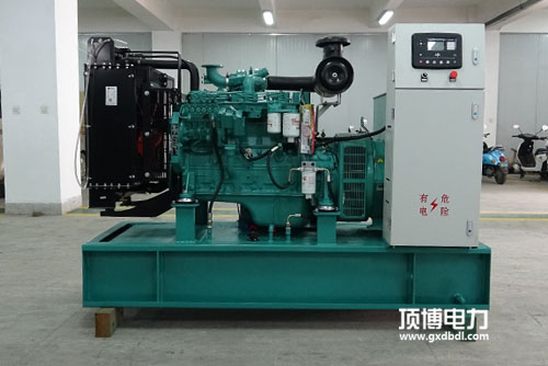 過(guò)熱馬上加冷卻水，難怪柴油發(fā)電機(jī)組又要維修！